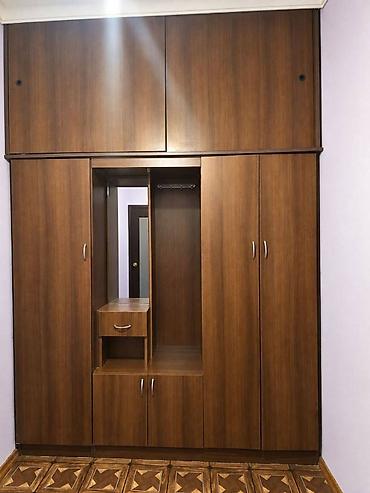 yemək cantasi: Dolab ideal veziyyetde. Hün 2.80 Eni 1.90. Qiymet 170 azn Unvan — 1