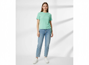 krótkie spodenki z wysokim stanem sinsay: Sinsay, Women`s top, size L