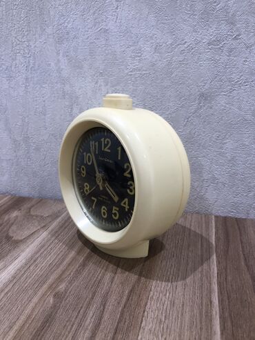 Əntiq saatlar: Masaüstü Mexaniki Əntiq saat 1970 il — 4