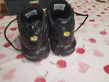 Patike: Nike Air Max Plus Tn, crne patike - Model: Air Max Plus (Tn) - — 3