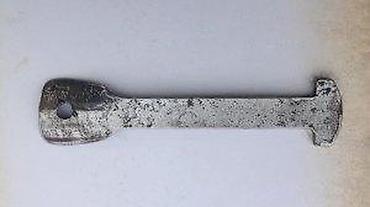 Ostali antikviteti: Stara saračka alatka. Stara saračka alatka. Ručni rad. Teška, masivna — 7