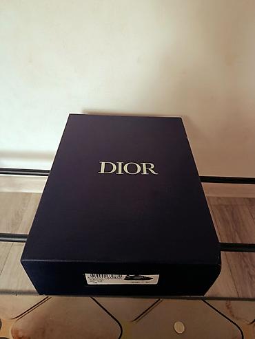 эркектердин бут кийими: Эркектердин кроссовкасы, 38, Dior, Жаңы, түсү - Кара, Өзү алып кетүү — 1