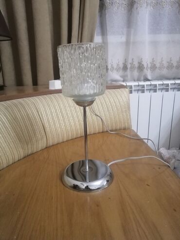 Stol lampaları: Fərqli şüşə plafonlarla gecə lampaları, bir dənəsi 10 azn. Həm — 7