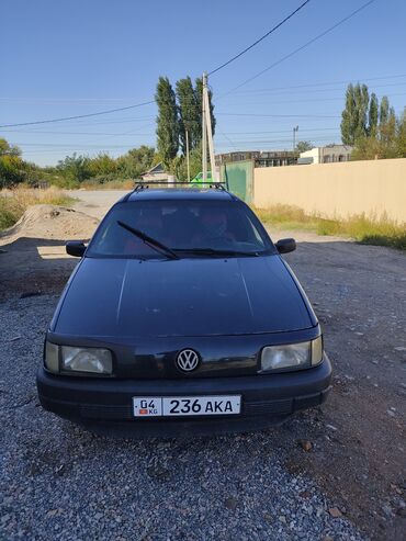 машина 312: Volkswagen Passat: 1990 г., 1.8 л, Механика, Бензин, Универсал