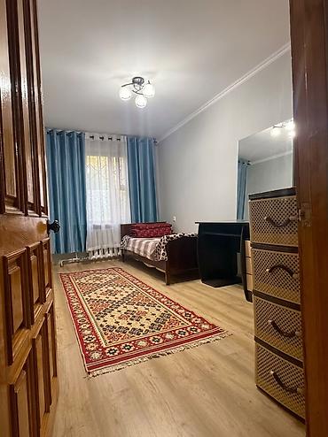 индусы: 3 комнаты, 59 м², 10 мкр 104 серия, 1 этаж, Косметический ремонт — 4