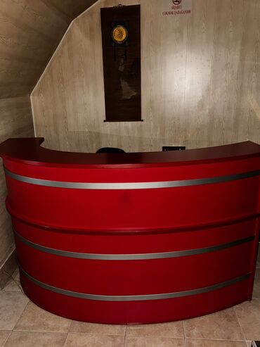 Giriş qapıları: 1ci şekldeki qapi 300AZN, diger qapilar ise 150 azn, Divan kreslo 400 — 5