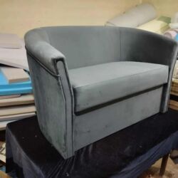 Ostalo: Fotelja, model POTKOVICA fotelja 12.200din dvosed 16000 din mogucnost na lalafo.rs — 2 Ostalo: Fotelja, model POTKOVICA fotelja 12.200din dvosed 16000 din mogucnost — 2