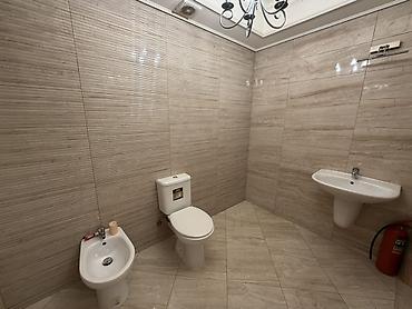 Продажа коттеджей и домов: Просторный загородный дом в классическом стиле с продуманной — 20