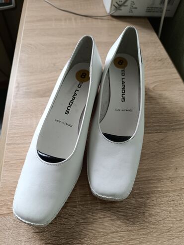 обувь для спорта: Туфли 38, цвет - Белый