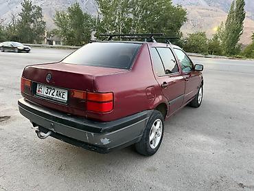 авто эмаль: Volkswagen Vento: 1993 г., 1.6 л, Механика, Бензин, Седан — 4