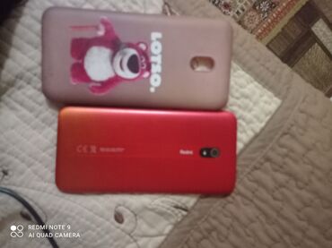 чехол а3: Xiaomi Mi 8 | 32 ГБ | цвет - Красный 
| Чехол