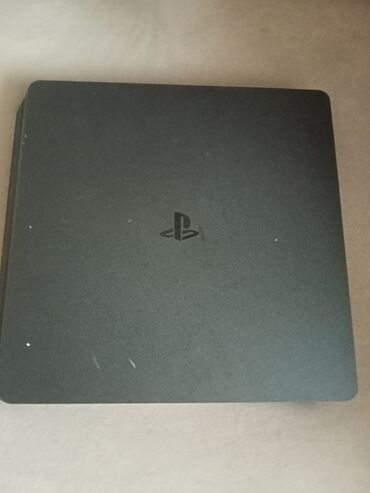 playstation prokat: PlayStation 4 Slim oyun konsolu paketi - Model: PS4 Slim (Sony