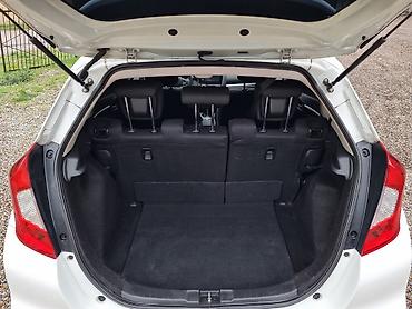 Honda: Honda Fit: 2017 г., 1.5 л, Вариатор, Бензин — 7