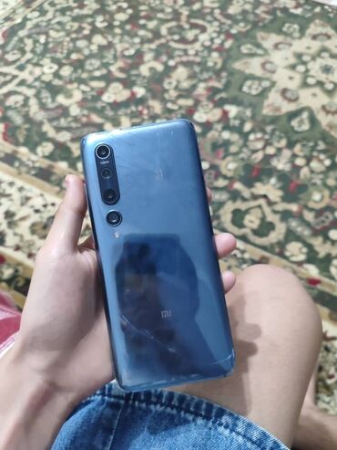 елеф 8: Xiaomi, Mi 10 5G, Б/у, 128 ГБ, цвет - Голубой, 1 SIM, eSIM
