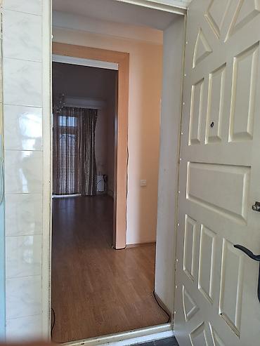 samaxi a frame evler: Sumqayıt, 2 otaqlı, Köhnə tikili, 55 kv. m — 1