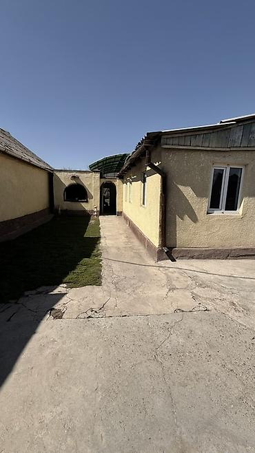 Продаётся частный дом с огородом. -Район Старый толчок -Площадь