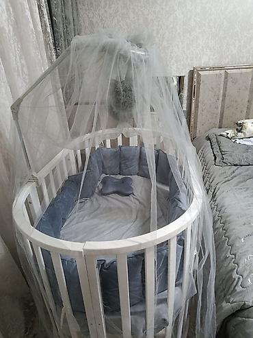 set mebel: Oğlan və qız üçün, Yeni, Yumru, Beşik, Dəst ilə, Matras ilə, Yellənmə mexanizmsiz — 4