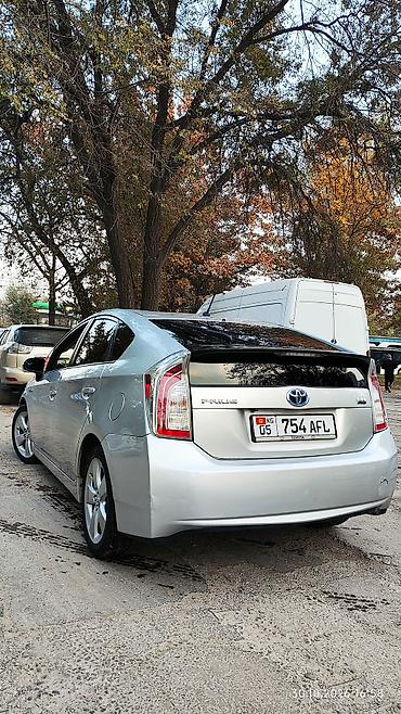 prius 2005: Toyota Prius: 2015 г., 1.8 л, Автомат, Гибрид, Хэтчбэк — 3