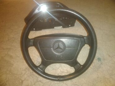 Avtomobil salonu üçün digər detallar: Mercedes-Benz E-seriyası (W210) — 5