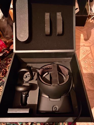 oculus: Oculus shift s 
В хорошем состоянии СРОЧНО ПРОДАЮ — 2