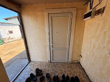 Продажа коттеджей и домов: Просторный дом с отделкой - Планировка: большая гостиная с оконным — 15