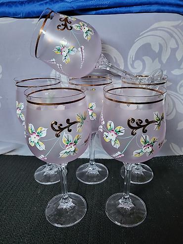 case za turski caj: Case nove bohemija kristal,rucni rad za vino iz 70ih godina.Model 2 — 8