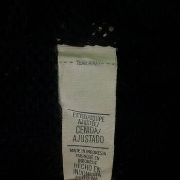 Sportska odeća: Gornji deo odeće, Za odrasle, Upotrebljenо — 10