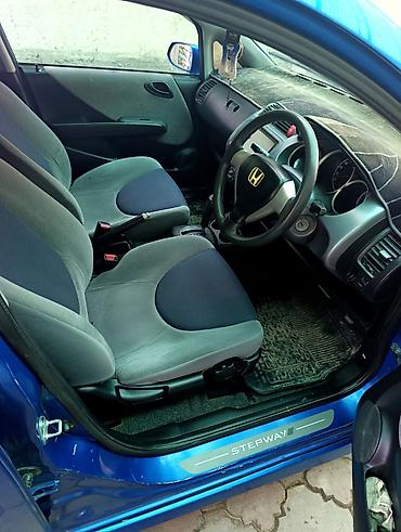 Honda: Honda Fit: 2004 г., 1.3 л, Вариатор, Бензин — 5