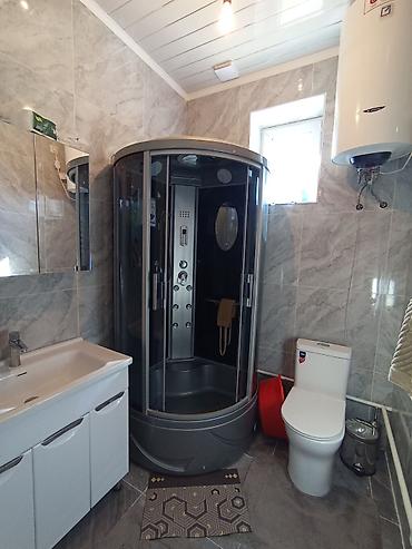 Продажа коттеджей и домов: Продаётся добротный дом в Ак-Ордо 2. Дом жилая 200,м.площадь участка — 10