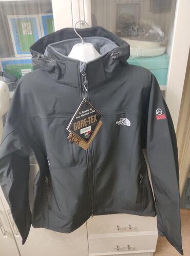 Куртки: Туристические куртки с капюшоном — ассортимент моделей для треккинга и — 6