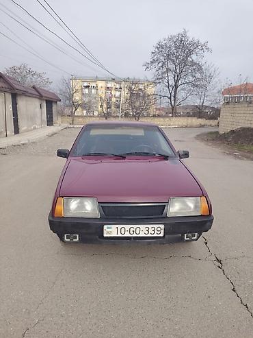 VAZ (LADA): Avtomobil: Sedan, 4 qapı, bordo rəng Marka/model: (şəkildən görünən) — 5