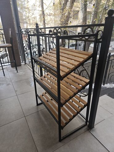 кухонный полки: Продаётся стелажи