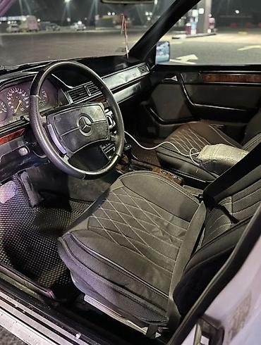 weltmeister ex6: Mercedes-Benz W124: 1994 г., Автомат, Газ, Универсал — 8