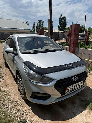 Hyundai Solaris: 2017 г., 1.6 л, Автомат, Бензин, Седан at lalafo.kg Hyundai Solaris: 2017 г., 1.6 л, Автомат, Бензин, Седан