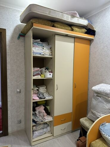стол стулья для гостиной: Представляем комплект мебели для детской комнаты, выполненный в