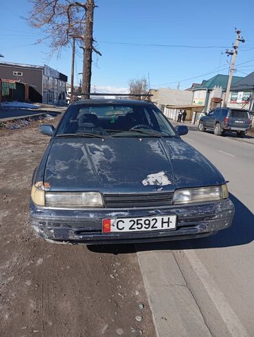 Mazda: Mazda 616: 1989 г., 2 л, Механика, Бензин, Хэтчбэк