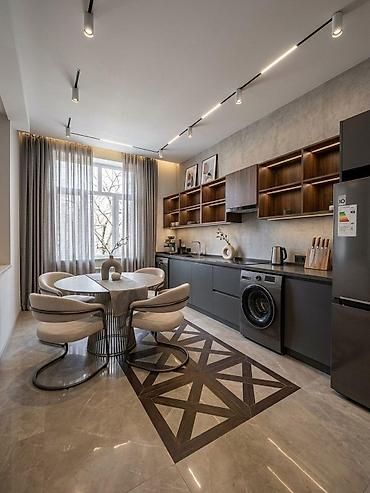 аренда гаража: İcarəyə verilir 3 otaqlı yeni tikili 145 m², 8 Noyabr m. 1 000 AZN/ay — 4