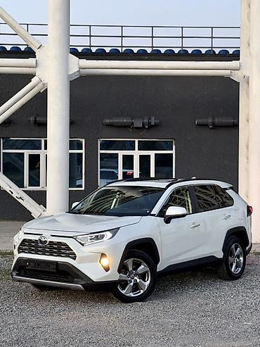 Toyota: Toyota RAV4: 2019 г., 2.5 л, Автомат, Гибрид, Кроссовер — 1
