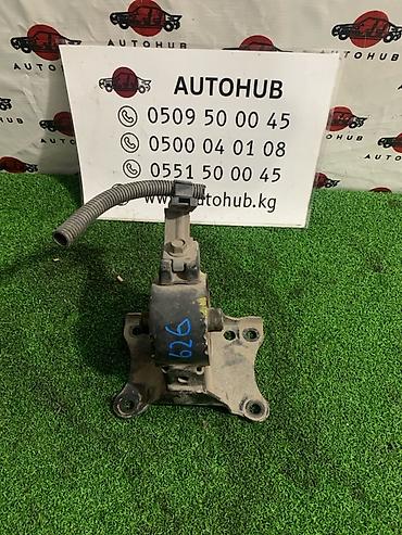 Подушка мотора Nissan 2002 г., Б/у, Оригинал