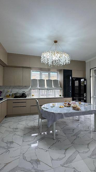 Продажа коттеджей и домов: 5 и более комнат, 280 м², 4 соток, Бишкек, Рухий Мурас ж/м Агентство недвижимости — 20