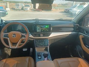 Weltmeister: Weltmeister W6, 2022 г., 1000 км, В наличии — 11