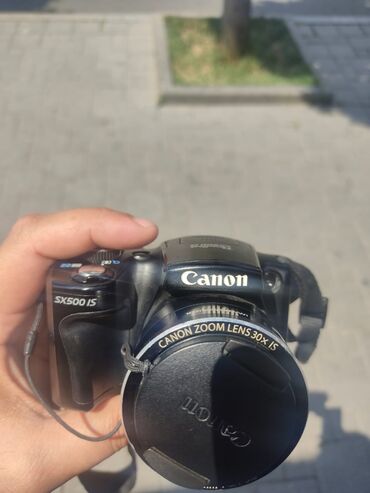 Fotokameralar: Foto aparat Canon tam işlek veziyyetdedir yaddas kartı ile birge