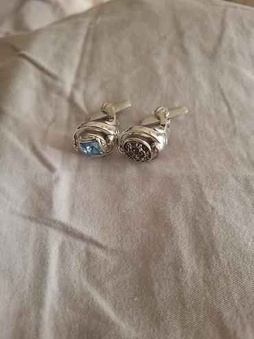 зажимы для галстуков: Gümüş qol düymələri - Material: gümüş rəngli metal korpus - Dizayn — 1
