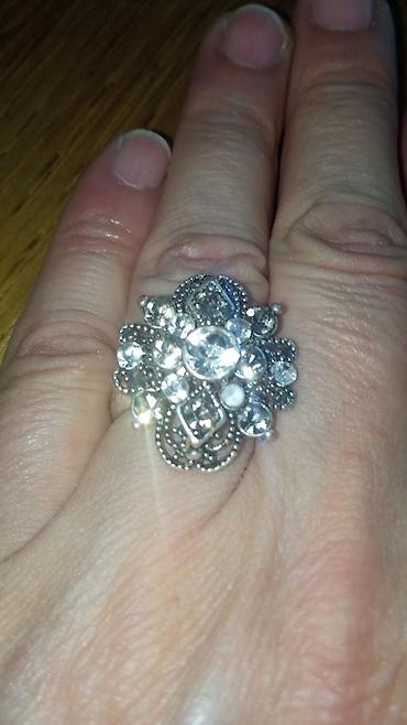 Prstenje: Starinski veliki prsten sa kamenjem — 9