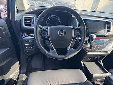 Транспорт: Honda Odyssey: 2021 г., 2 л, Вариатор, Гибрид, Минивэн — 10