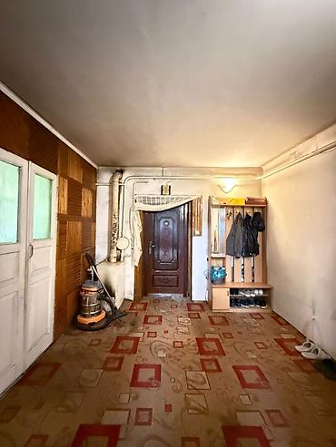 Продажа комнат: 70 м² — 3