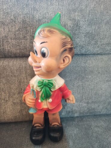 Plišane igračke: Dve stare gumene igračke: Pinokio visine oko 35cm kome se može na lalafo.rs — 12 Plišane igračke: Dve stare gumene igračke: Pinokio visine oko 35cm kome se može — 12