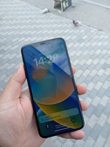 azerbaycan iphone 11 pro max: IPhone 11 Pro Max, 256 GB, Yaşıl, Barmaq izi, Simsiz şarj, Face ID