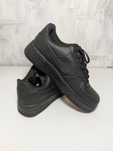 женские кроссовки найк 37 размер: Оригиналы Nike Air force остались одни цвет черный, размер 37-38