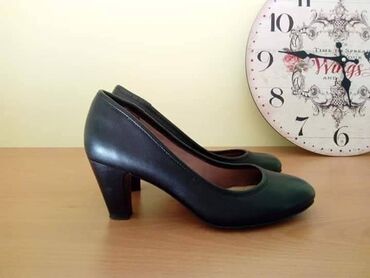 Office style. Δερμάτινη ανατομική γόβα Νο 37 Εσωτερικός πάτος 23.5